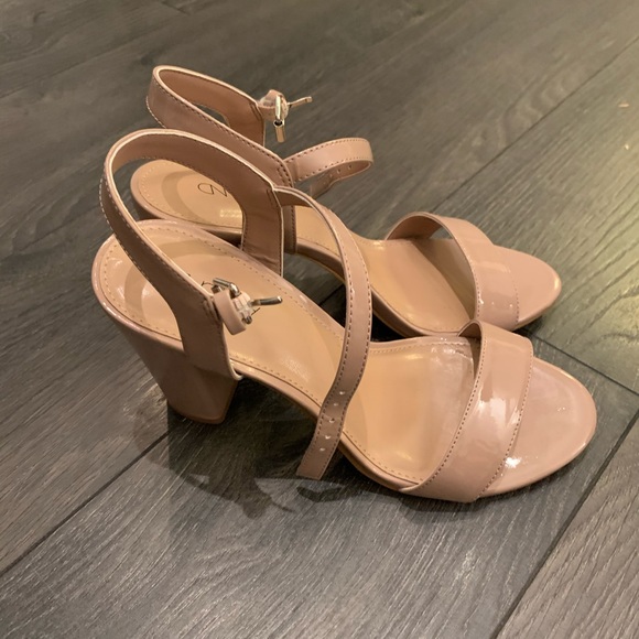 Abound sandals - Picture 2 of 4